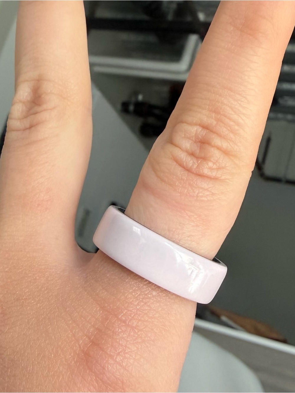 Oura Ring in Ceramic Pink Size 9
